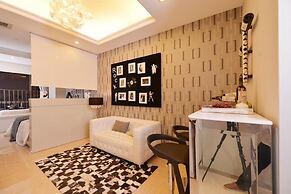 Royal River Apartment