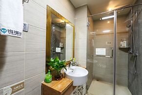 Royal River Apartment