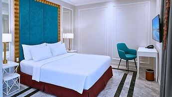 The Grantage Hotel & Sky Lounge