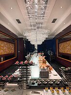 The Grantage Hotel & Sky Lounge