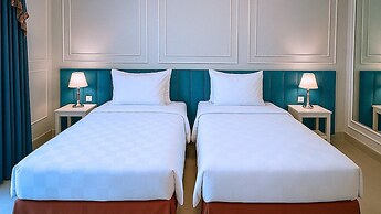 The Grantage Hotel & Sky Lounge