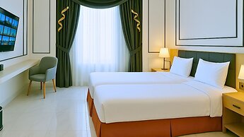 The Grantage Hotel & Sky Lounge