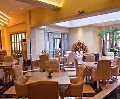 The Grantage Hotel & Sky Lounge