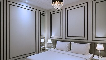 The Grantage Hotel & Sky Lounge