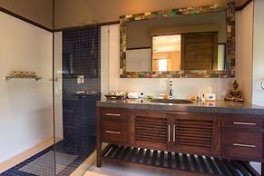 Solo Villas and Retreat