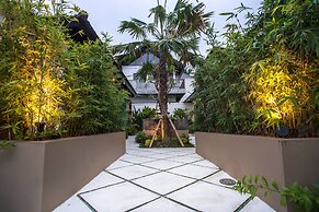 Solo Villas and Retreat