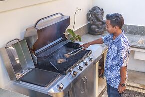 Solo Villas and Retreat