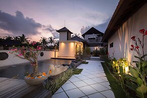 Solo Villas and Retreat