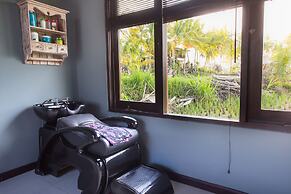 Solo Villas and Retreat