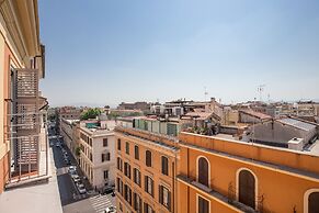 Floor 6 by DOT Suites