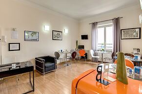 Floor 6 by DOT Suites