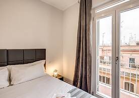 Floor 6 by DOT Suites