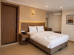 Hotel Real Life