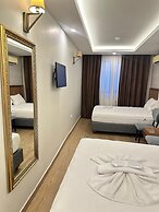 Hotel Real Life