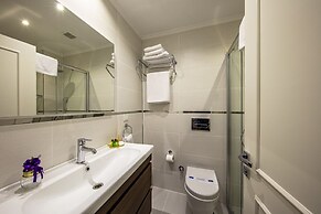 Hotel Real Life