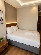 Hotel Real Life