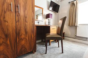 The Dog and Doublet Inn