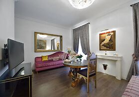 Suites Rome Condotti