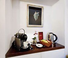 Suites Rome Condotti