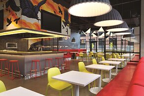 Radisson RED Minneapolis Downtown