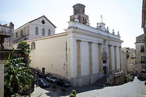 Salerno Nel Cuore B&B