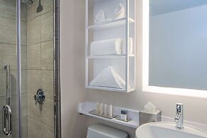 DoubleTree by Hilton New York Times Square West