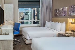 DoubleTree by Hilton New York Times Square West