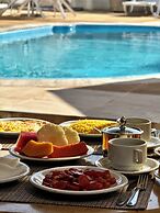 Las Brisas Beach Hotel