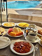 Las Brisas Beach Hotel