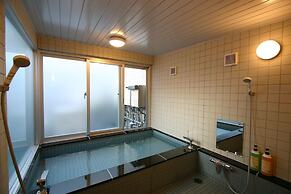 Weekly SHO Hotel Namba