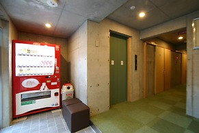 Weekly SHO Hotel Namba