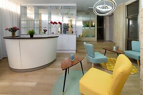 Beach View Apartments And Studio