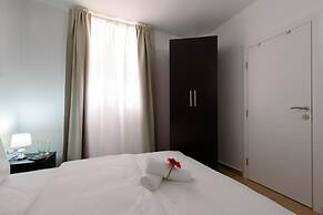 Beach View Apartments And Studio