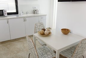 Beach View Apartments And Studio