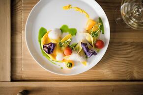 Mirabell Dolomites Hotel - Luxury - Ayurveda & Spa