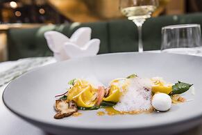 Mirabell Dolomites Hotel - Luxury - Ayurveda & Spa