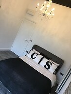 Windy Bank Hall - Holiday Home