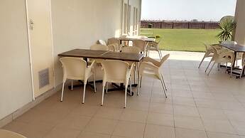 Thakadu Hotel, Casino & Conference Centre