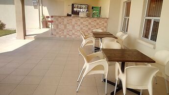 Thakadu Hotel, Casino & Conference Centre