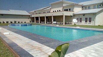 Thakadu Hotel, Casino & Conference Centre