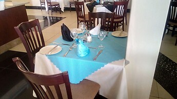 Thakadu Hotel, Casino & Conference Centre