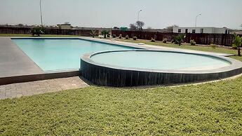 Thakadu Hotel, Casino & Conference Centre