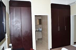 Thakadu Hotel, Casino & Conference Centre