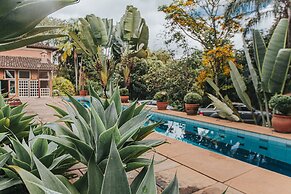 Pousada d'óleo de Guignard