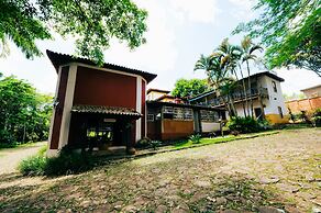 Pousada d'óleo de Guignard