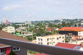 Earl Heights Suites Hotel