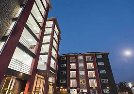 Earl Heights Suites Hotel