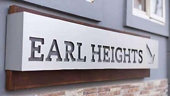 Earl Heights Suites Hotel