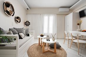 Ormos Holiday Studios