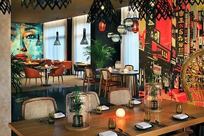 Lapita, Dubai Parks and Resorts, Autograph Collection